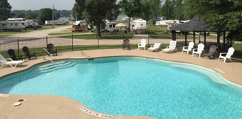 Swimming Pool to enjoy your stay at Venice On The Lake rv park in willis tx